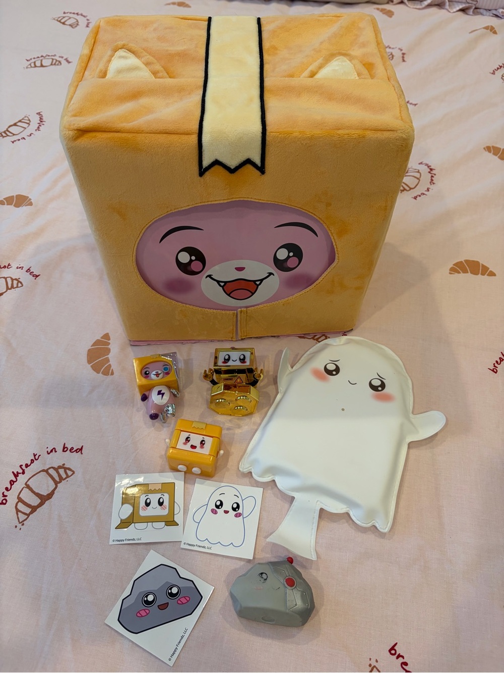 LankyBox Surprise Mystery Box 👻📦🐱💜